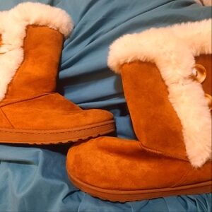 Women's Tan Faux Fur Boots  Size 10 - Kohls